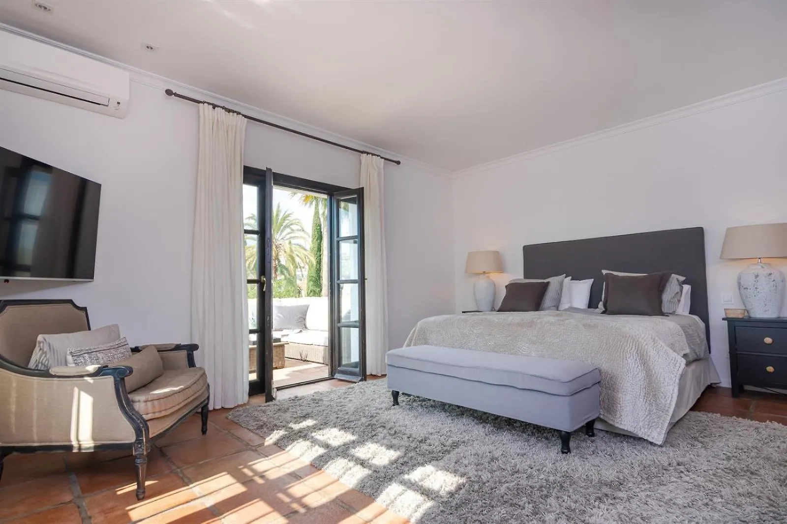 Luxury Villa In Marbella Golden Mile 0*,