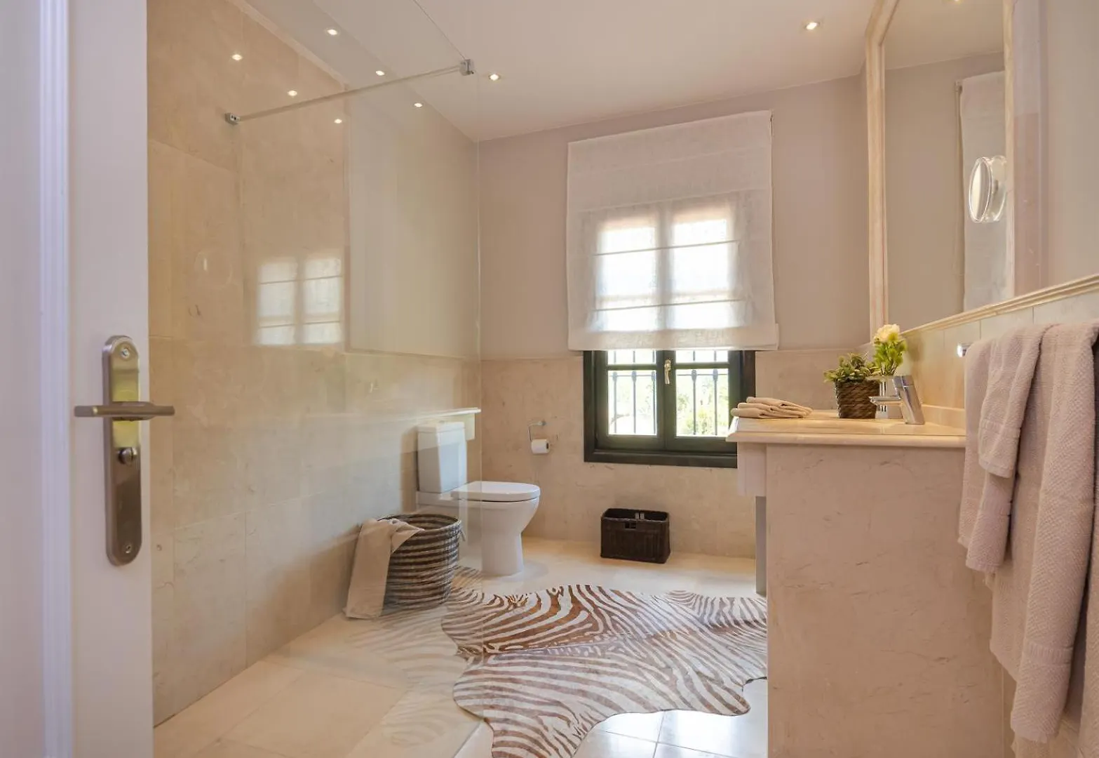 Luxury Villa In Marbella Golden Mile